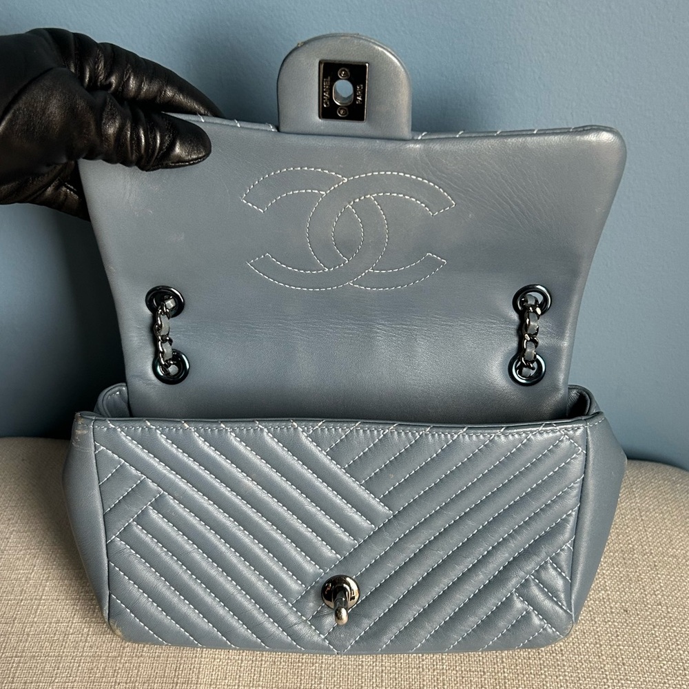 Chanel Blue Crossing Chevron Flap Bag - Picture 8 of 13